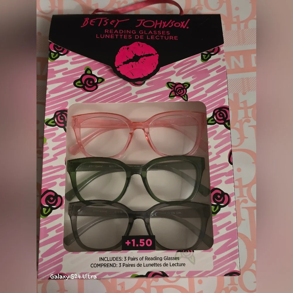 Betsey Johnson 3-pair reading glasses set in +1.50 magnification NIB